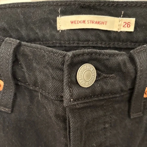 Black Denim Levi Crop Jeans - Picture 3 of 3